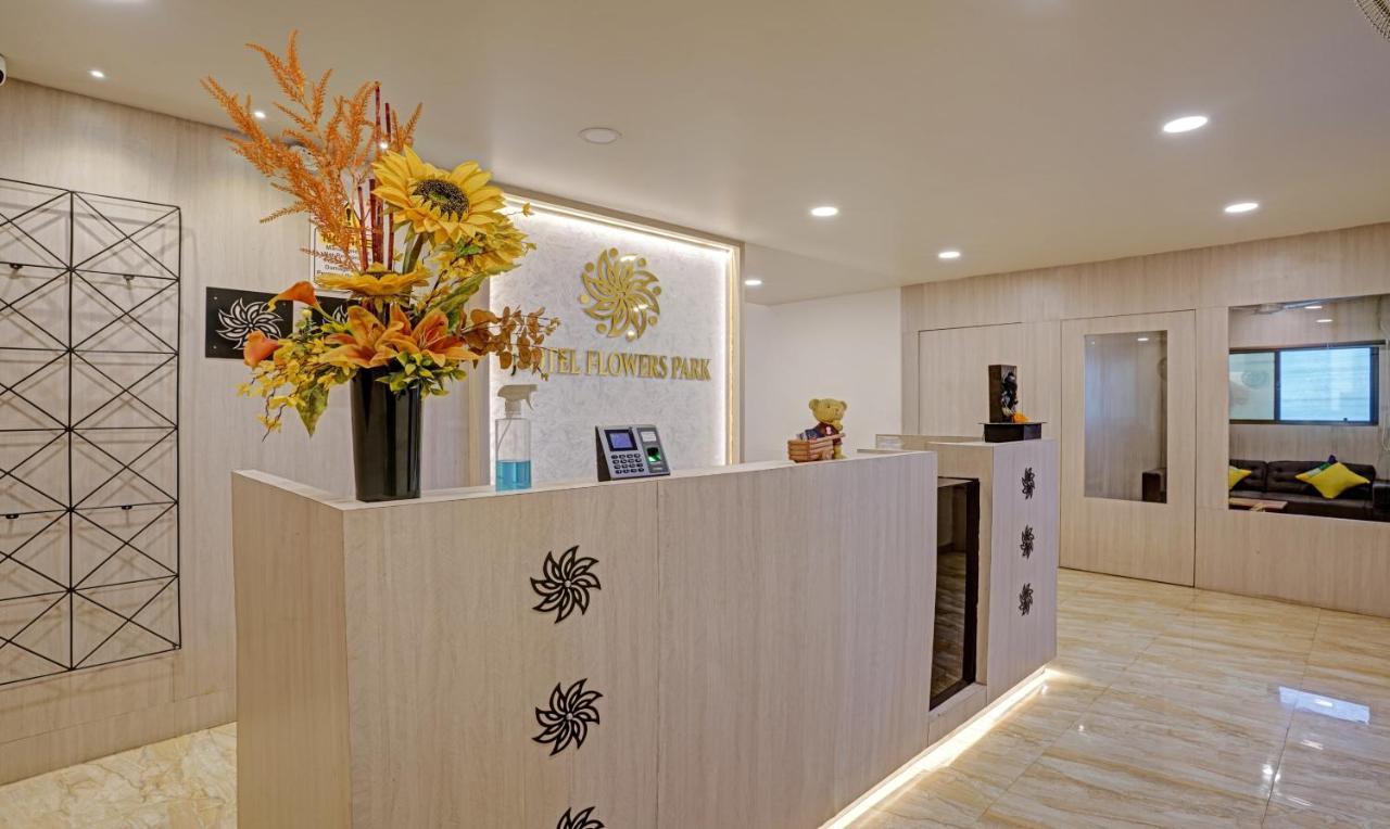 Itsy Hotels Flowers Park Nāsik Eksteriør bilde